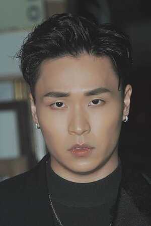 Chun-Hei Che